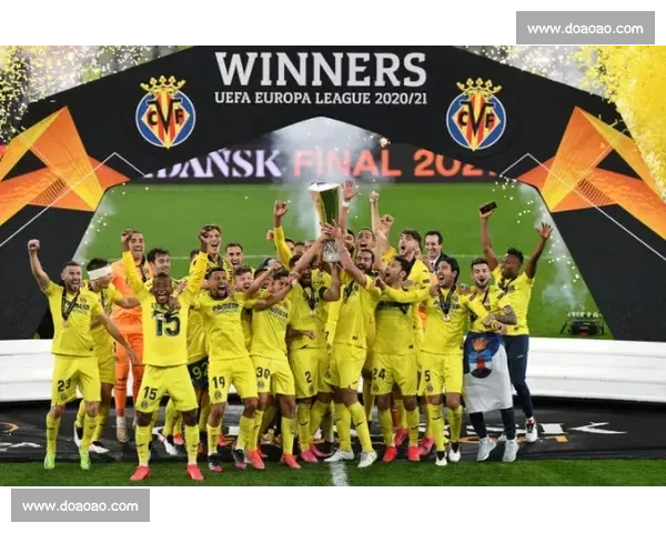 足球比赛中高效防守战术体系解析与实战运用策略及临场应变要点深度 - 副本 - 副本 (7) - 副本