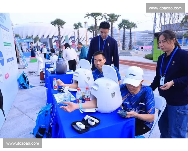 打造全球领先的体育赛事平台 提供全方位的赛事直播 数据分析与互动体验 - 副本 (3) 打造全球领先的体育赛事平台 提供全方位的赛事直播 数据分析与互动体验 - 副本 (3)