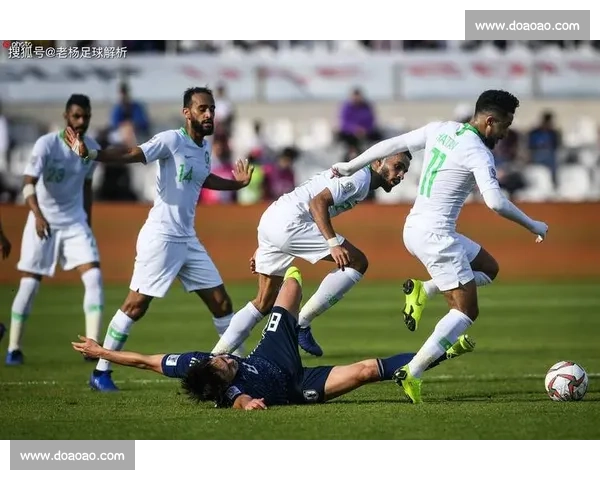 足球赛事极速直播全程跟踪精彩瞬间实时更新尽享每一场比赛的激烈对决 - 副本 - 副本 (3)